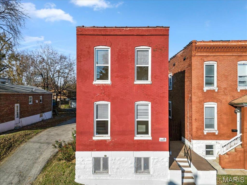 2223 Osage Street Property Photo 3