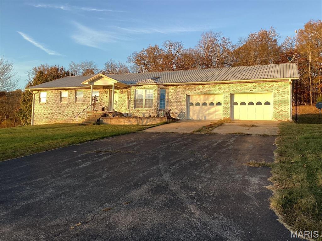 9747 Wayne Route P Property Photo 1