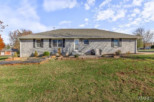 825 Cimarron Circle Property Photo 4
