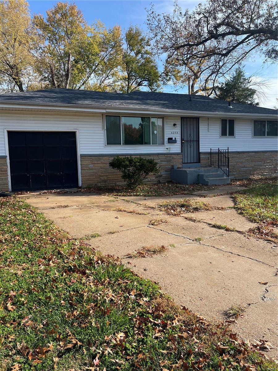 4254 Stambaugh Court Property Photo 1
