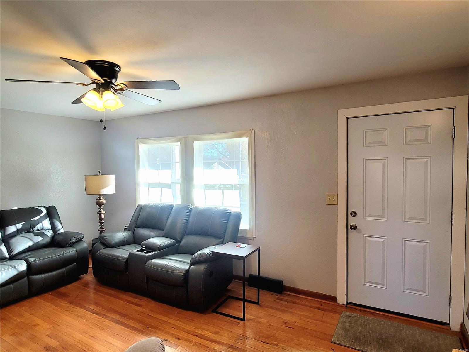 623 E 8th Street Property Photo 5