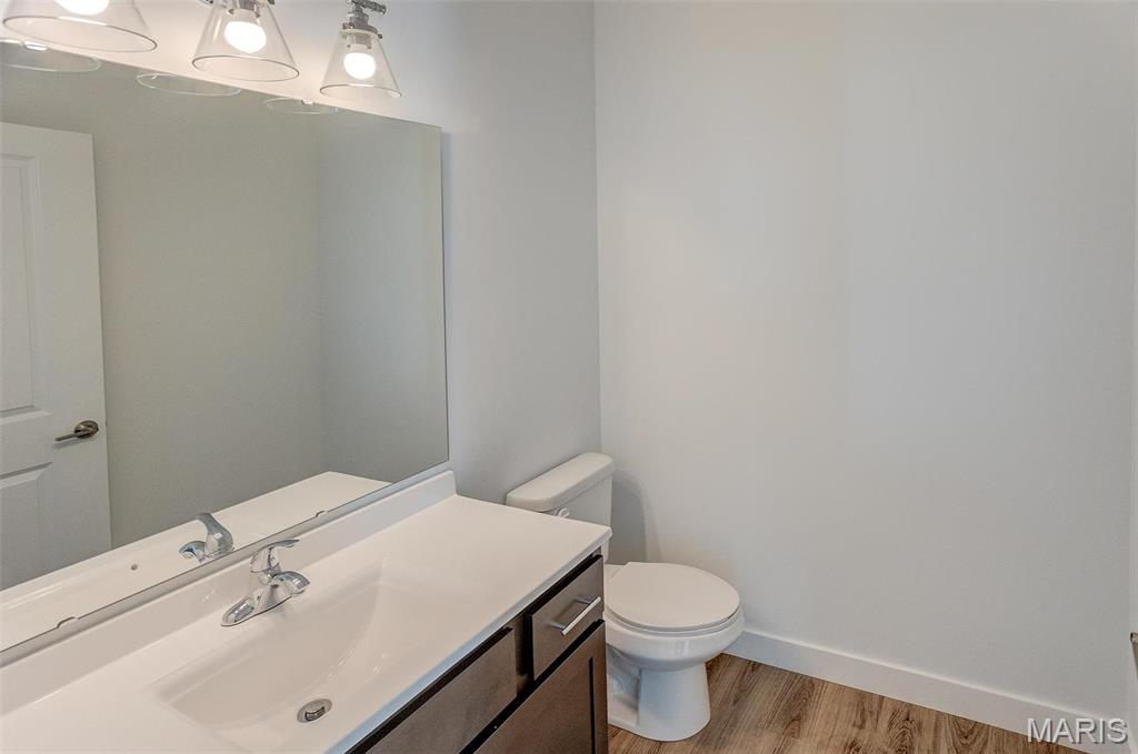 1637 Lansdowne Park Dr Property Photo 22