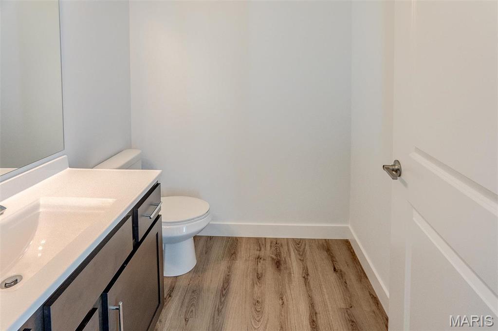 1637 Lansdowne Park Dr Property Photo 23