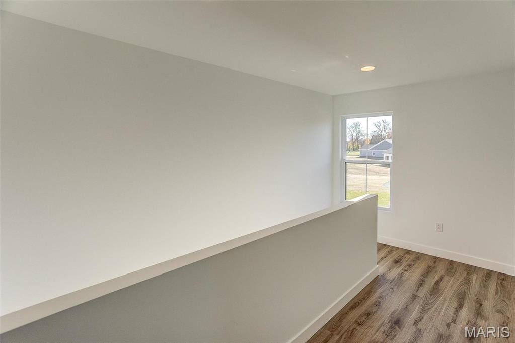 1637 Lansdowne Park Dr Property Photo 34