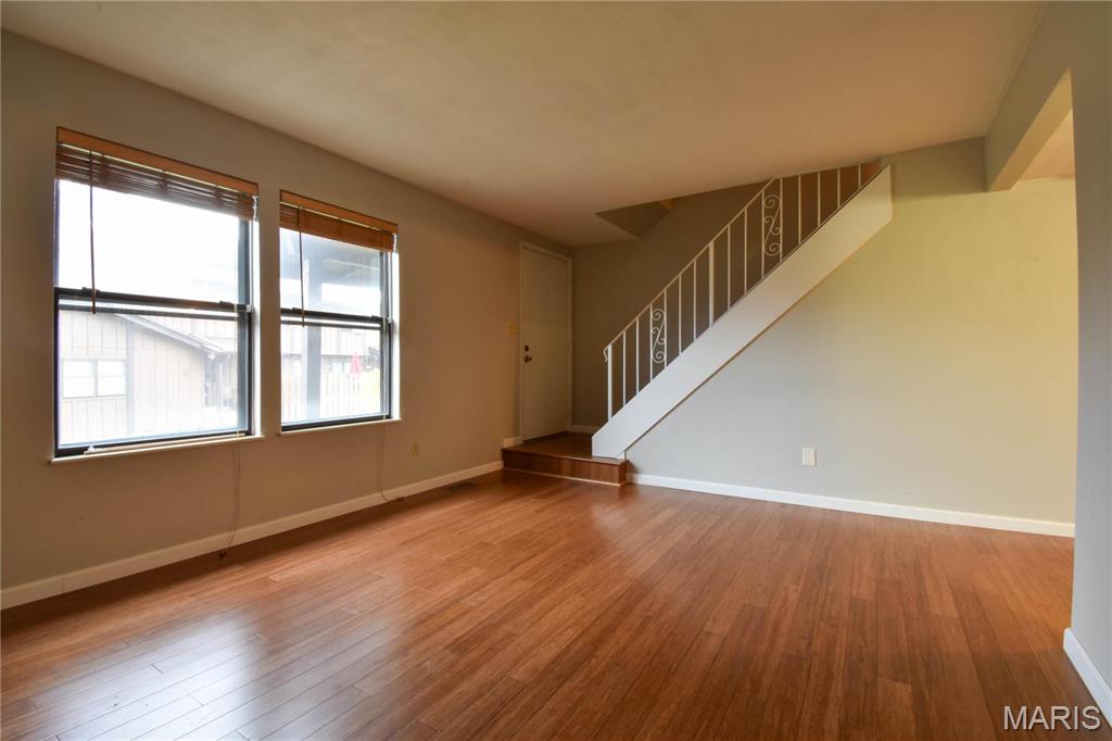 1103 Hampton Court Property Photo 13