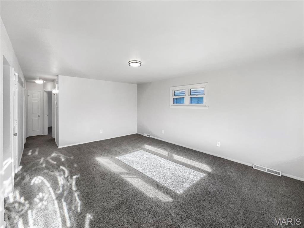 817 Lightwood Drive Property Photo 9