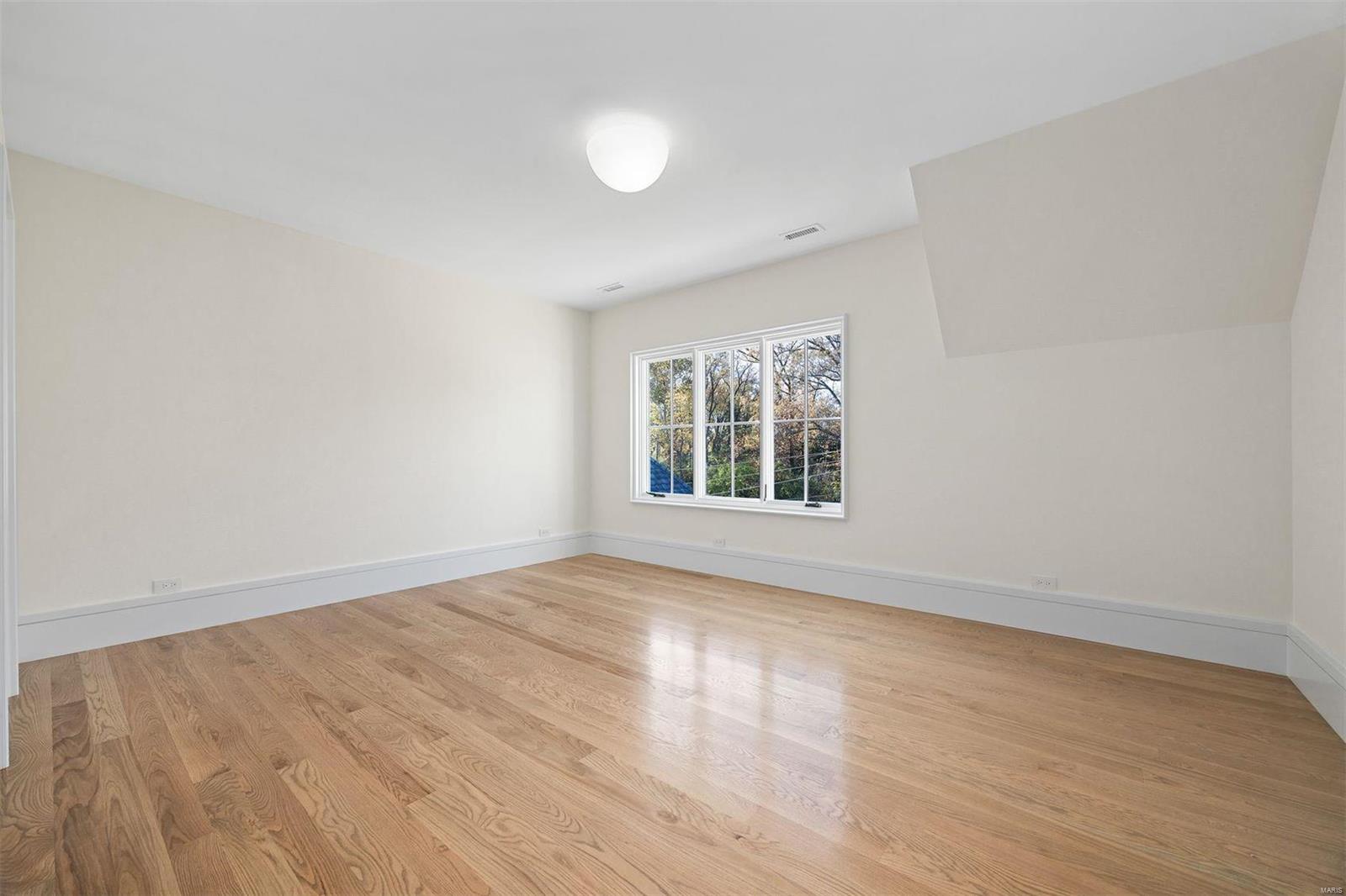 26 Woodcrest Drive Property Photo 39