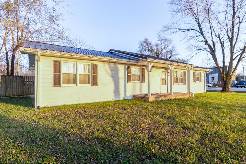 1006 Tower Road Property Photo 3