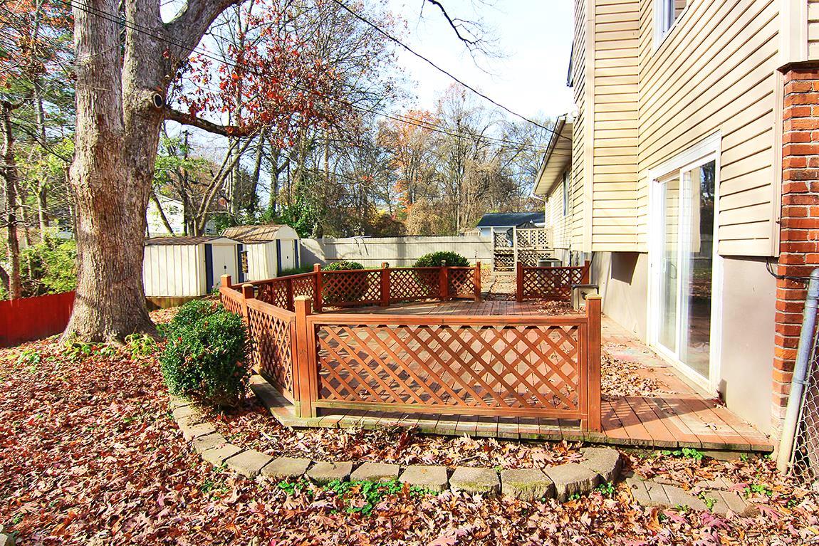 1947 Robinhood Circle Property Photo 32