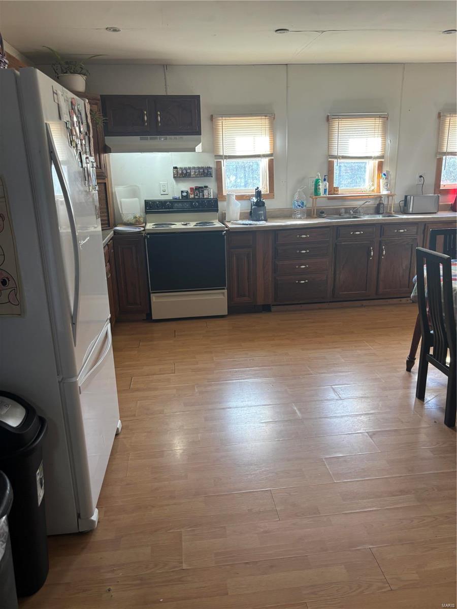 205 Michigan Drive Property Photo 6