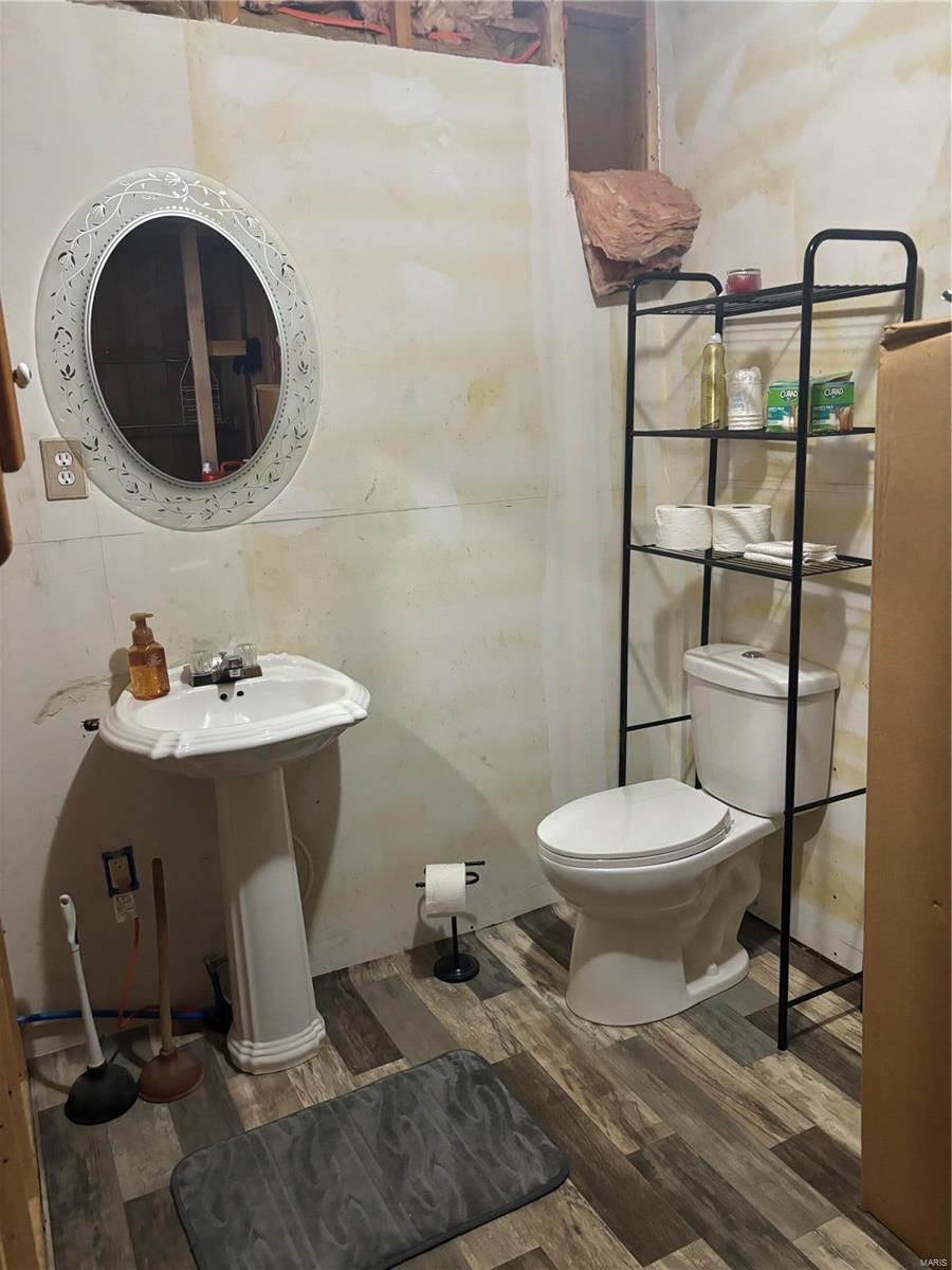 205 Michigan Drive Property Photo 9