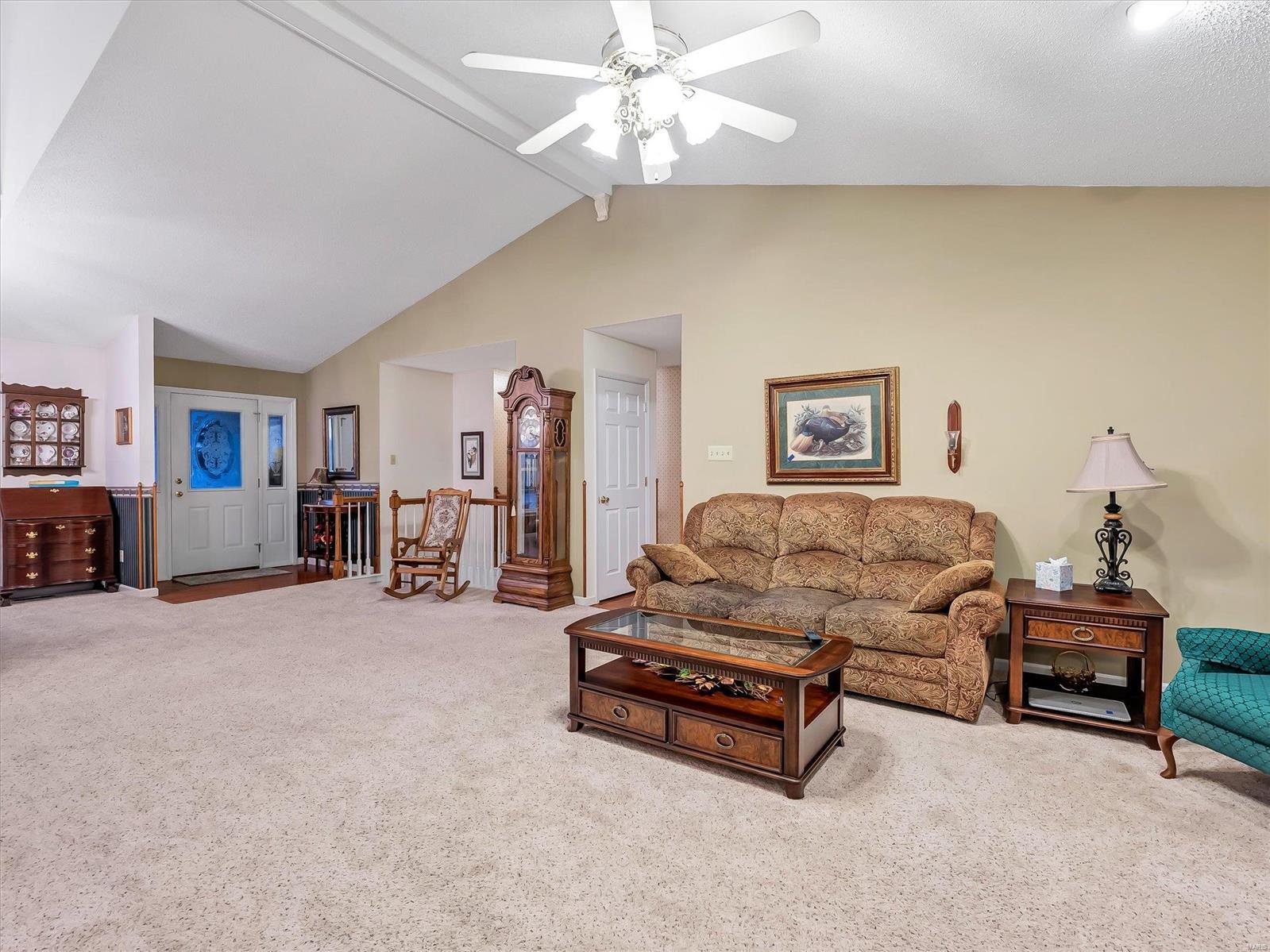 5128 Country Club Drive Property Photo 12