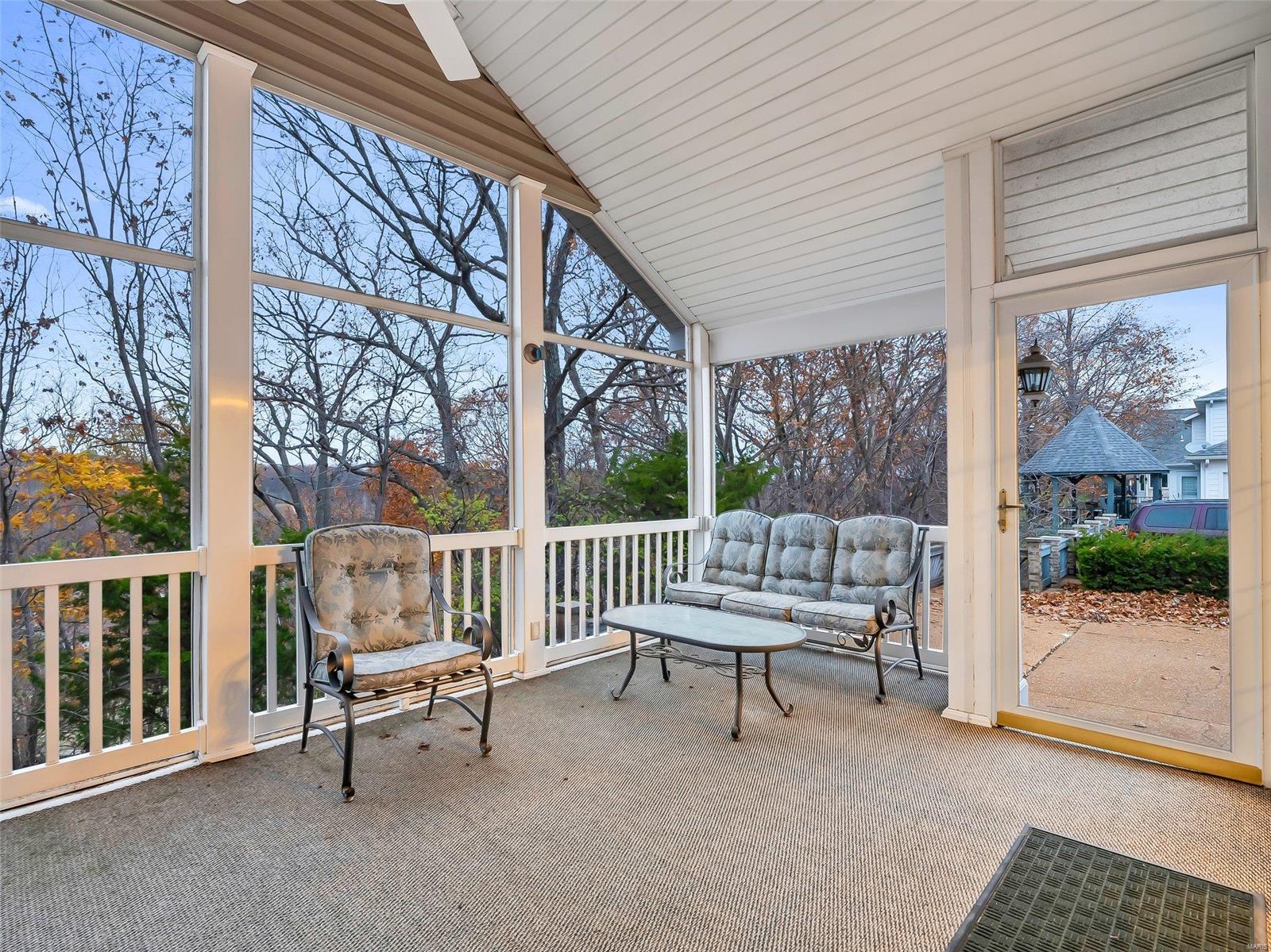 5128 Country Club Drive Property Photo 18