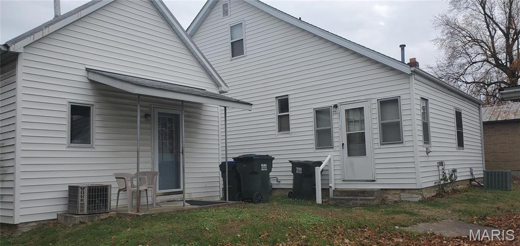 213 S Library Street Property Photo 2