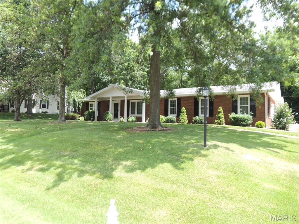 5 Spring Hill Drive Property Photo 1