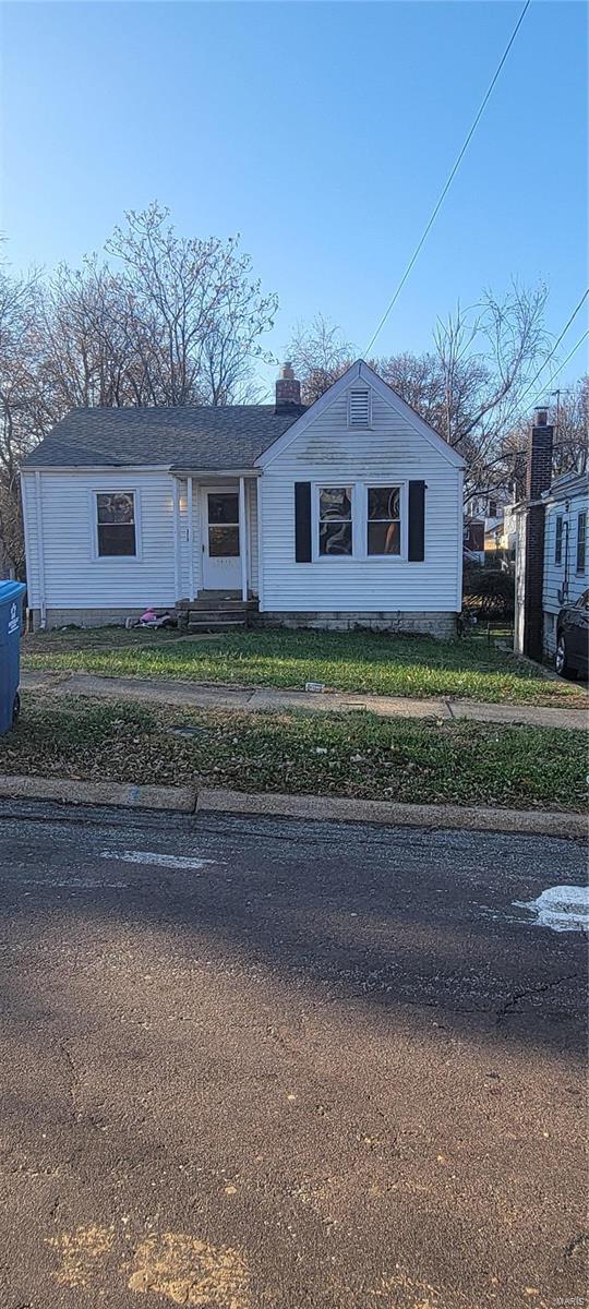 7042 Garesche Property Photo
