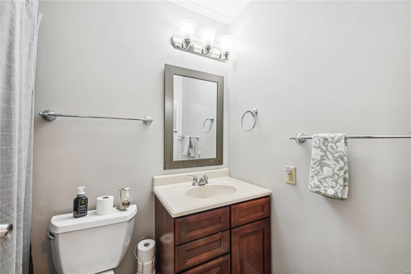 183 Carmel Woods Drive Property Photo 11