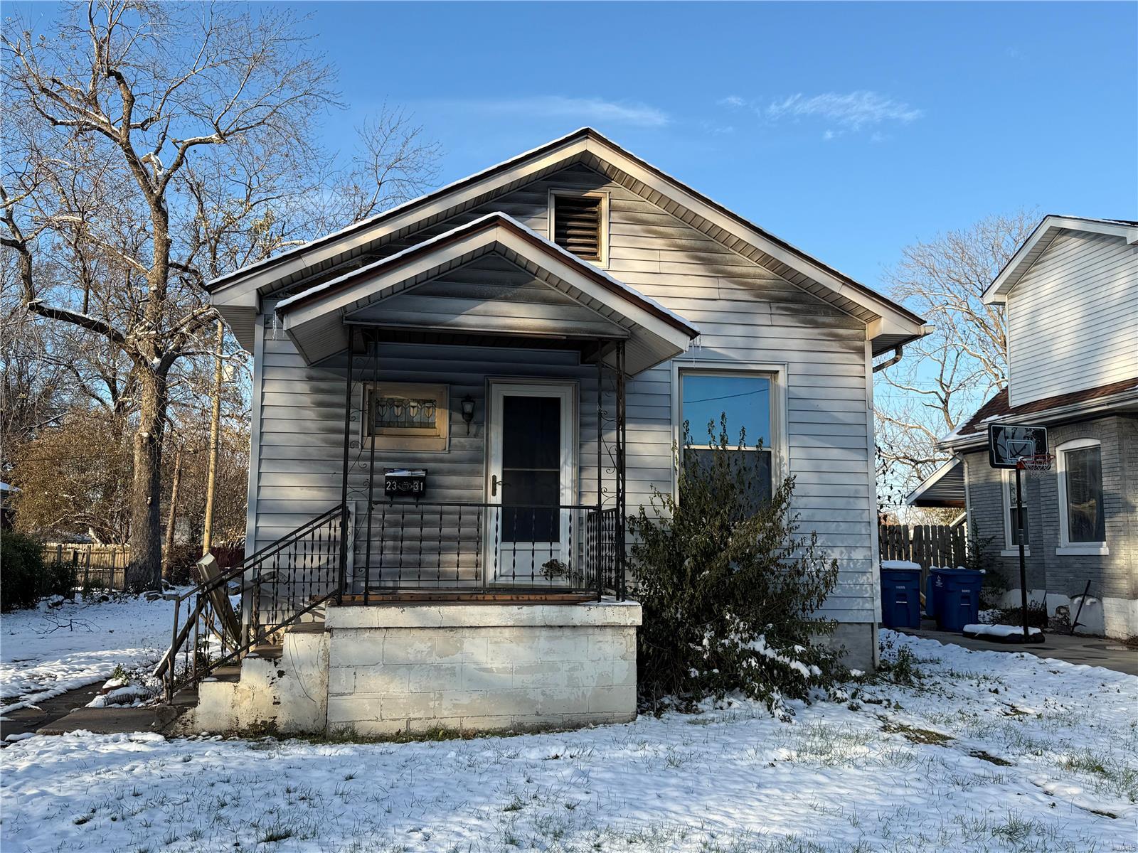 2331 E 24th Street