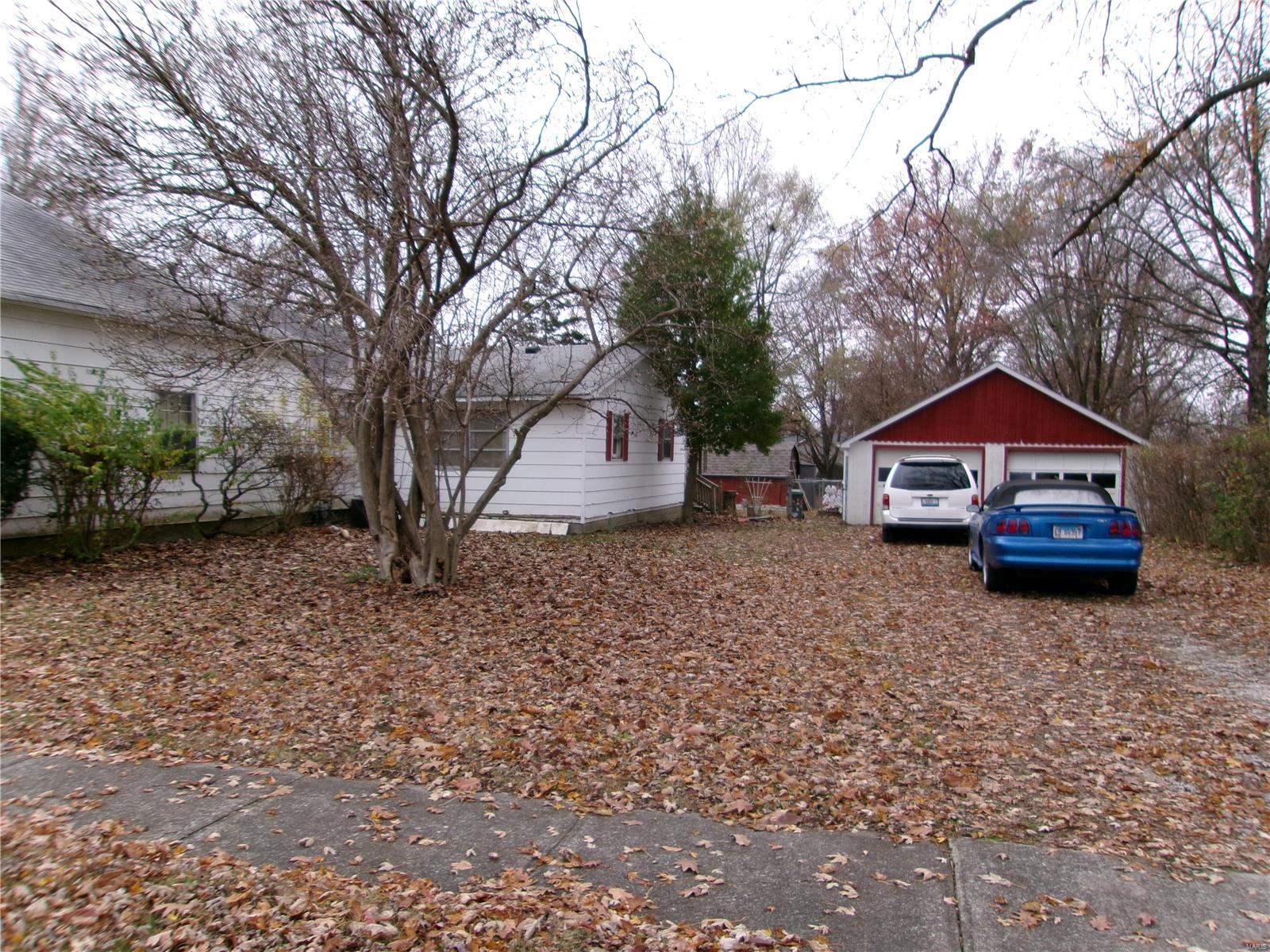 843 S Chestnut Street Property Photo 6