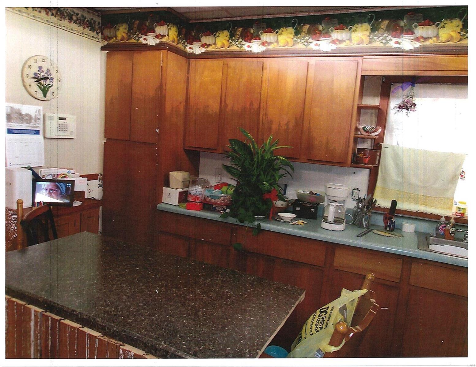 843 S Chestnut Street Property Photo 9