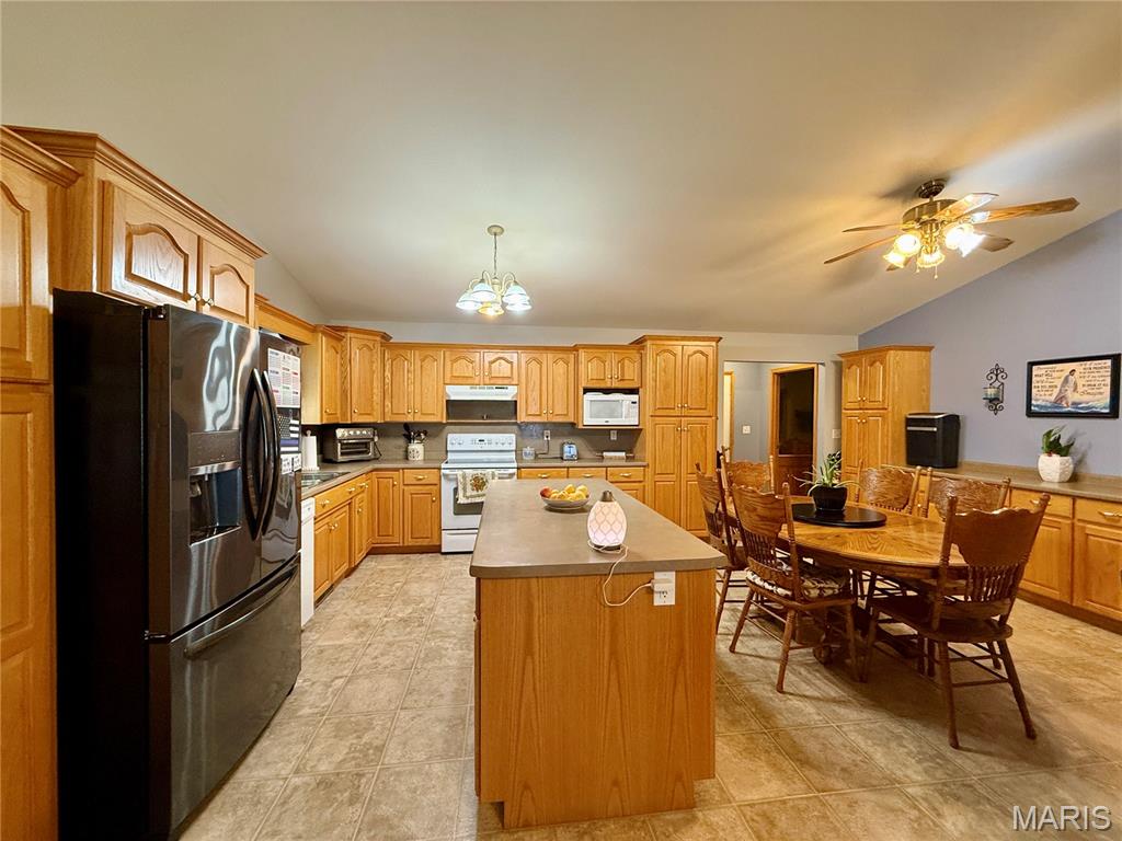 1001 Harry Avenue Property Photo 11