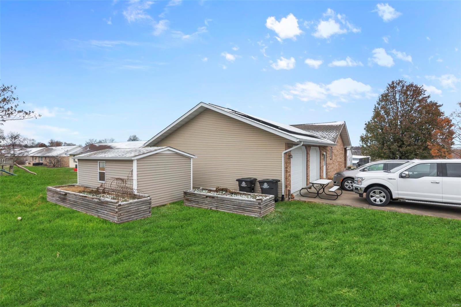 1001 Harry Avenue Property Photo 28
