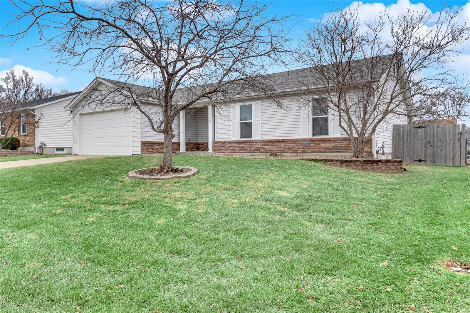 321 Atrium Ridge Court Property Photo 2