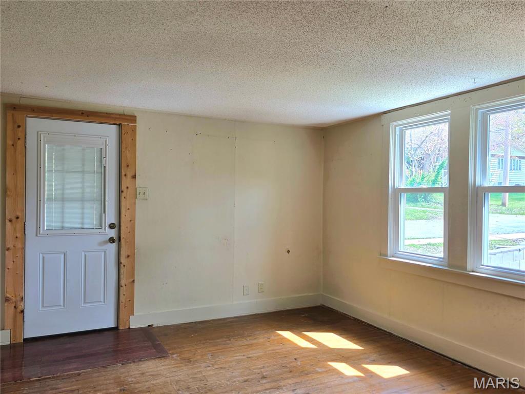105 Holman Street Property Photo 6