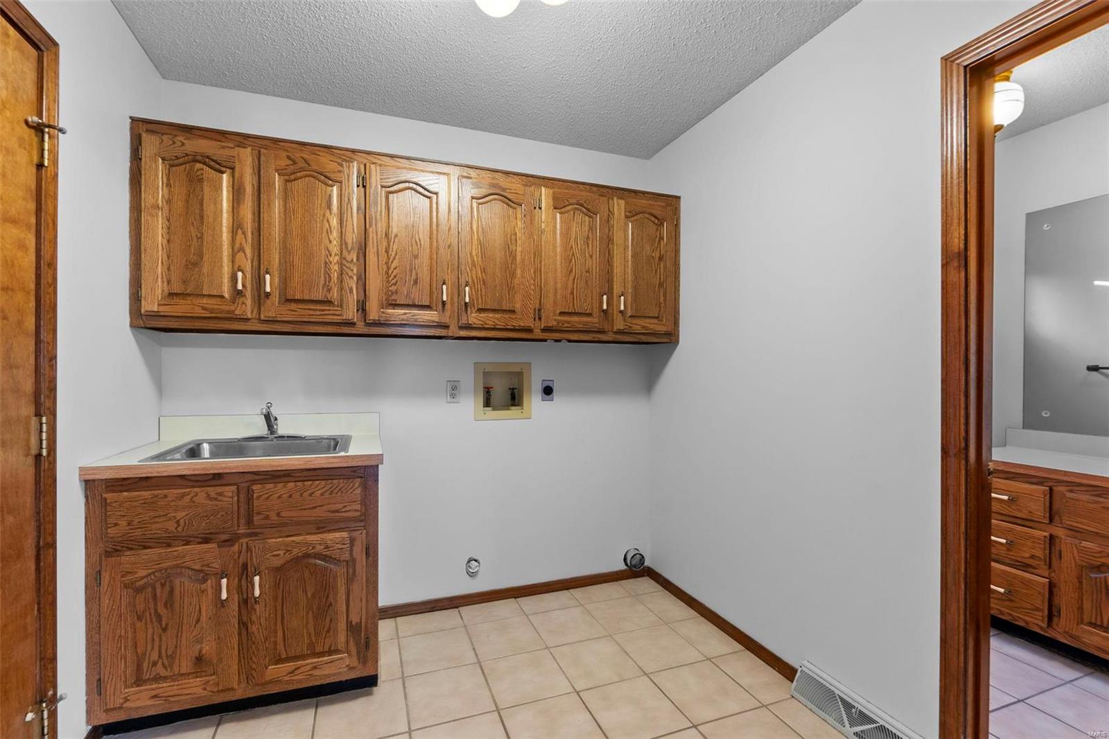 3809 Carolewood Drive Property Photo 27