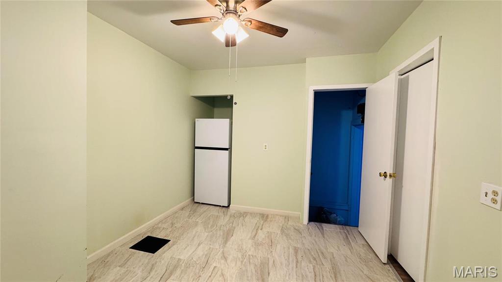 6113 Grimshaw Avenue Property Photo 10