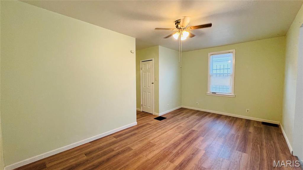 6113 Grimshaw Avenue Property Photo 18