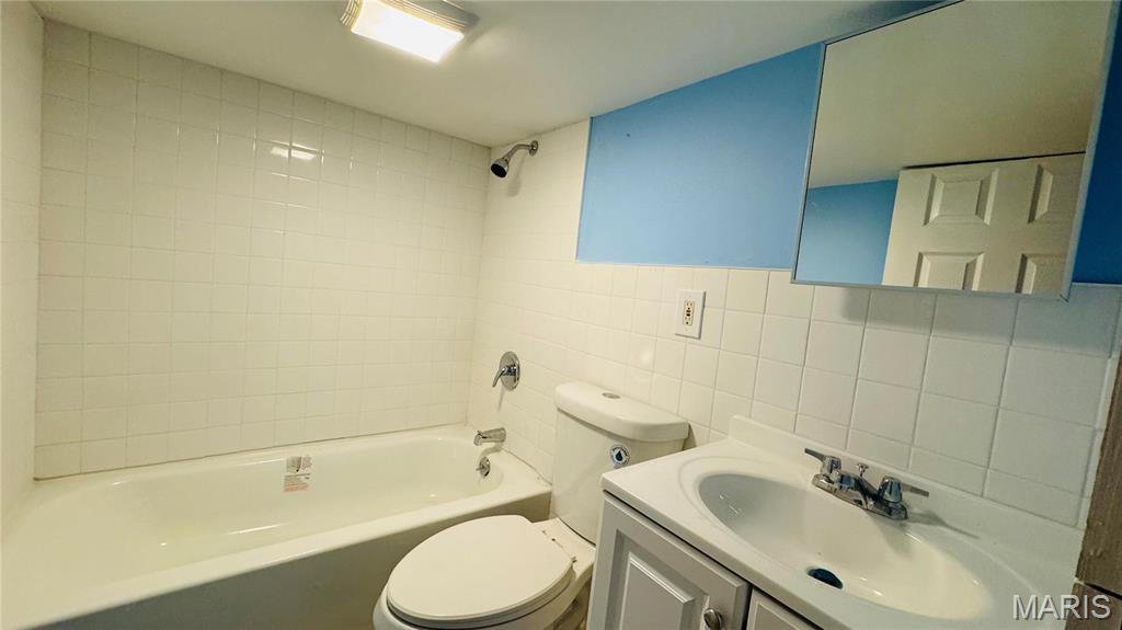 6113 Grimshaw Avenue Property Photo 28