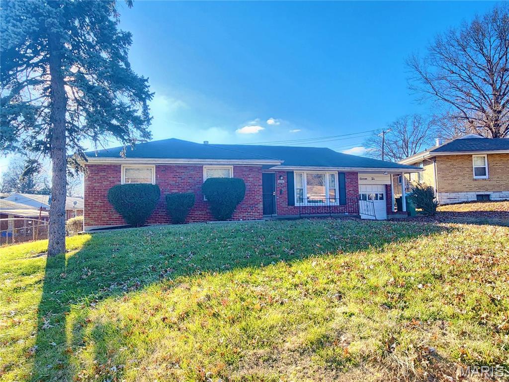 1110 Astoria Drive Property Photo 1