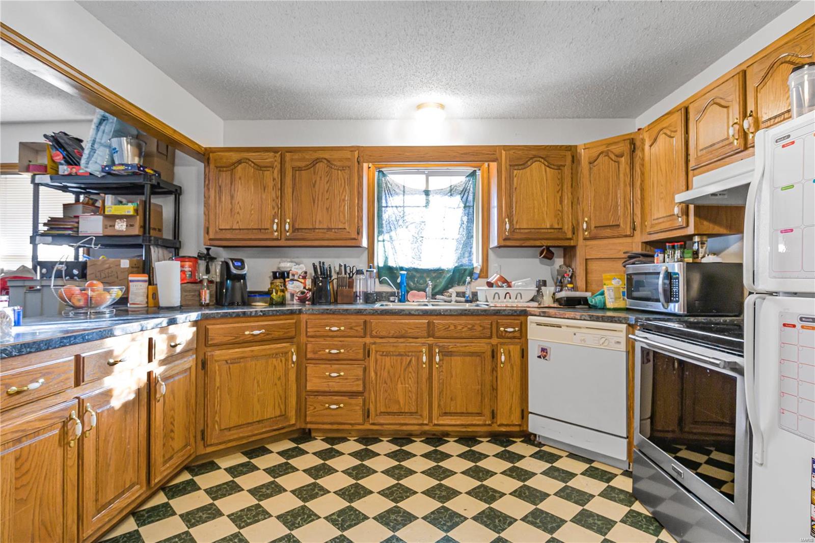1321 Madison 203 Property Photo 6