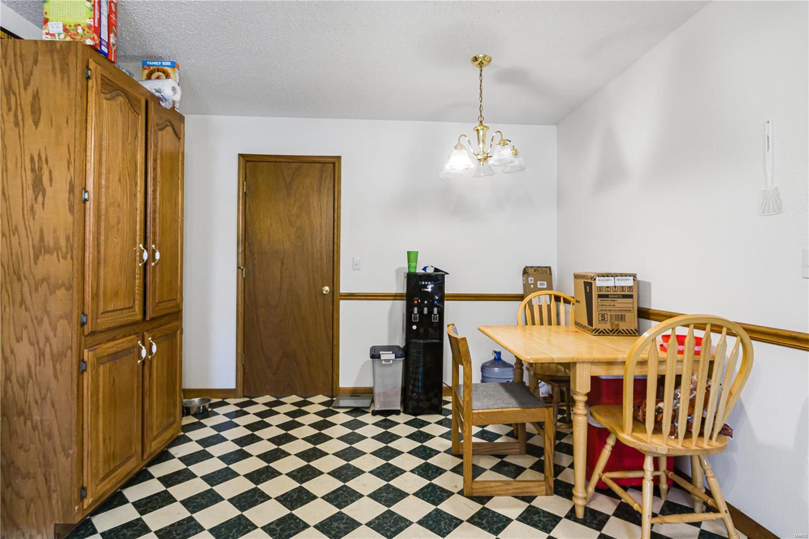 1321 Madison 203 Property Photo 8