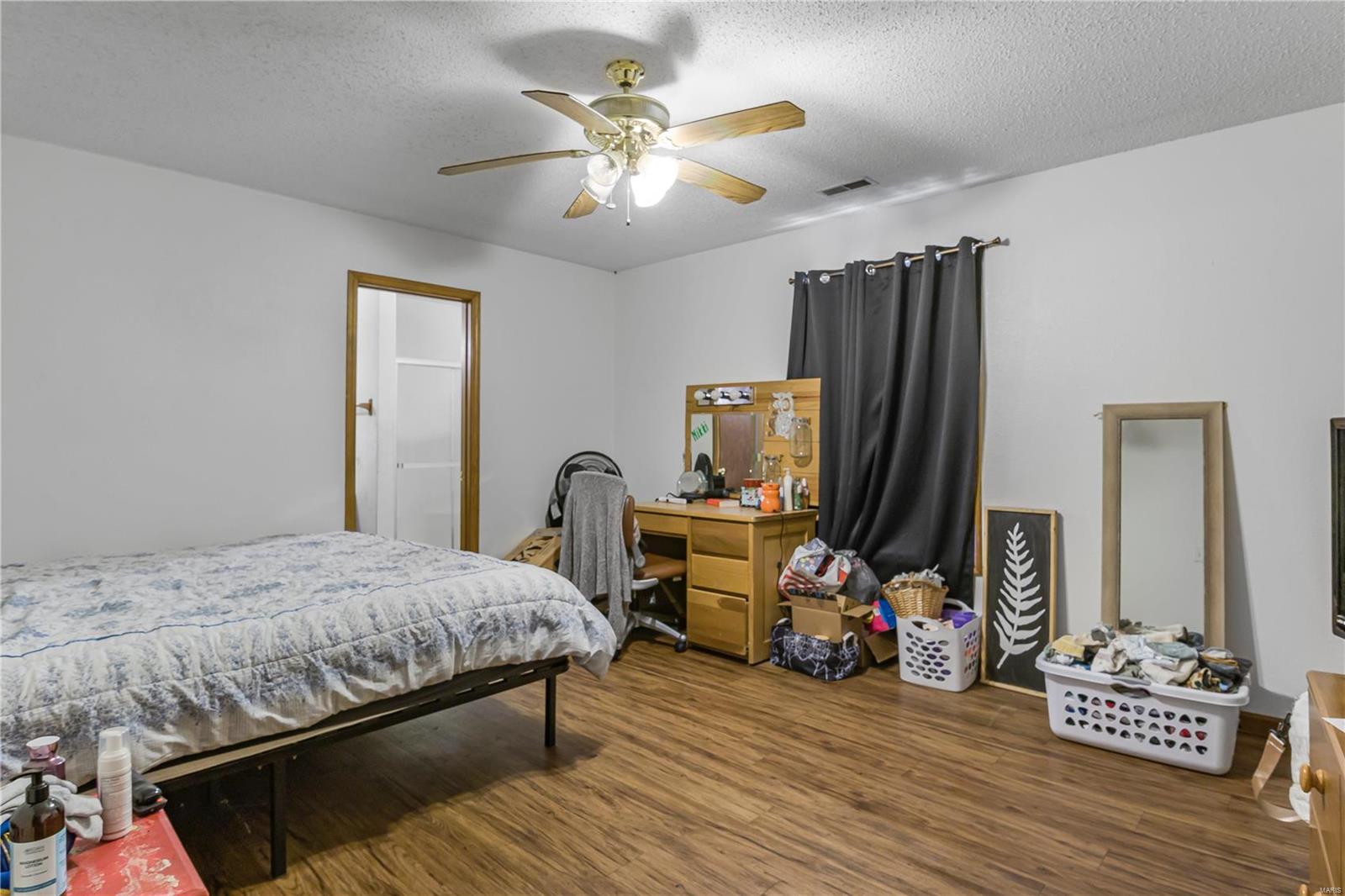 1321 Madison 203 Property Photo 18