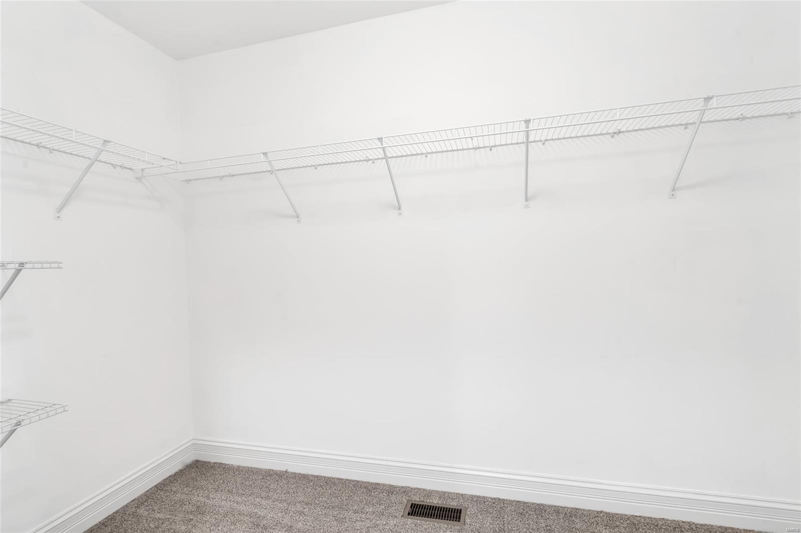 423 Hillington Drive Property Photo 22