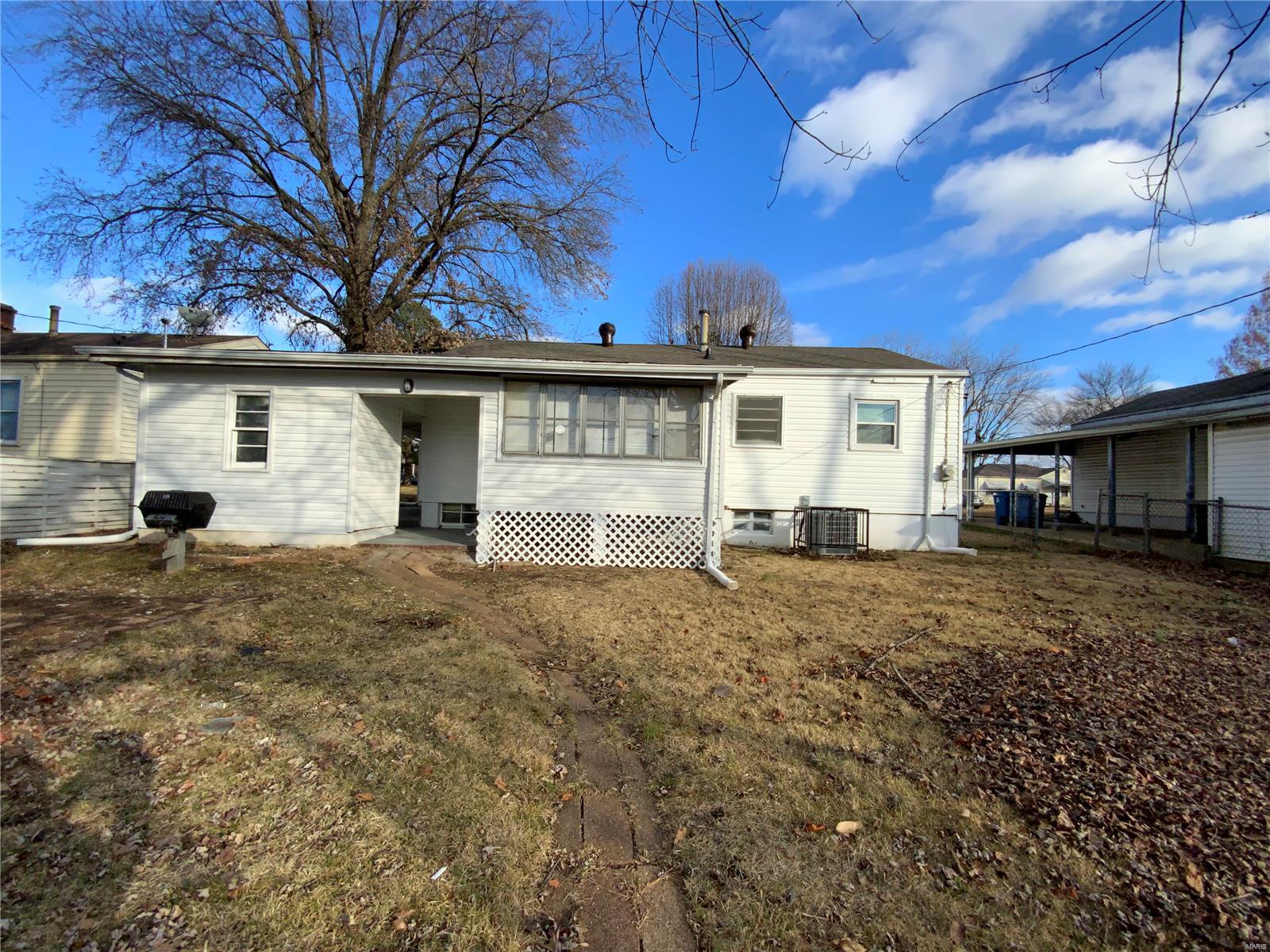 9831 Eastdell Drive Property Photo 12