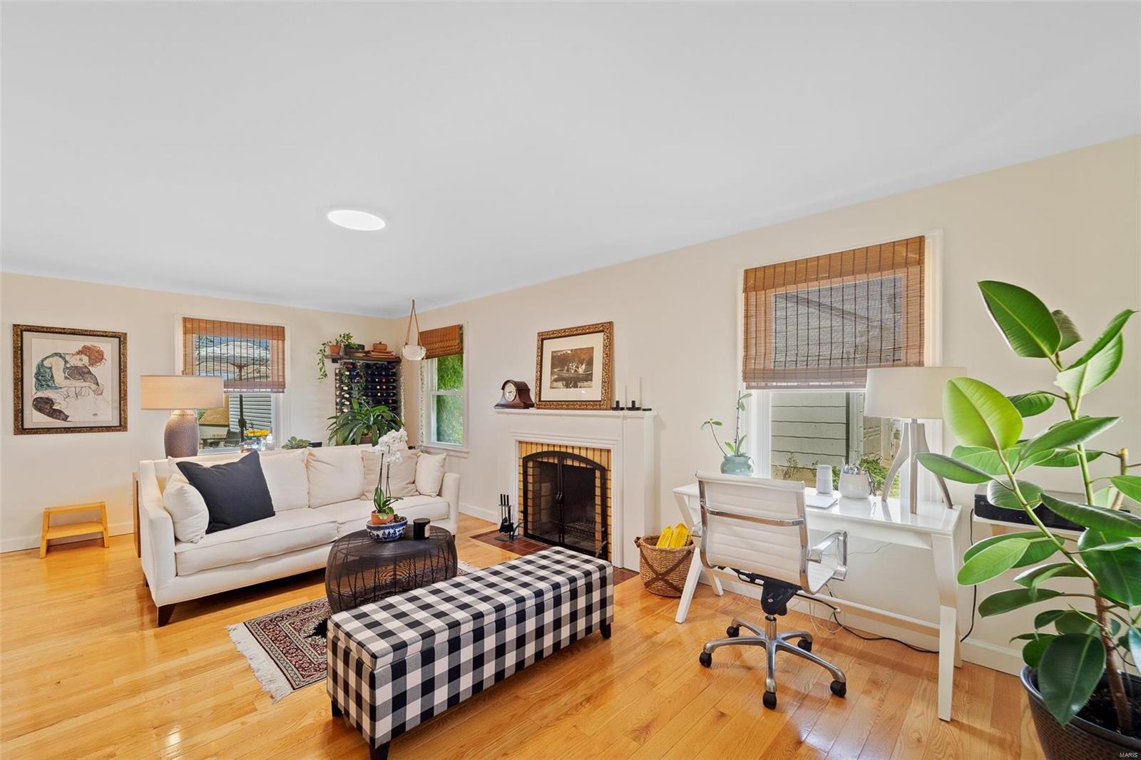 1209 W 7th Street Property Photo 5