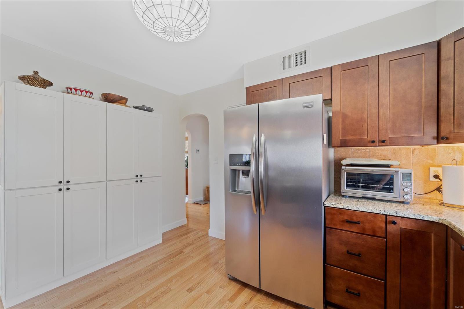 1209 W 7th Street Property Photo 12