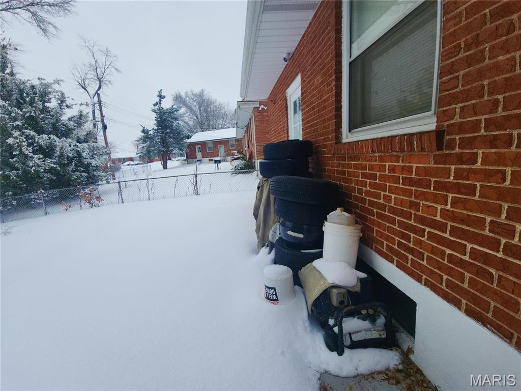 9228 Halbrook Drive Property Photo 14