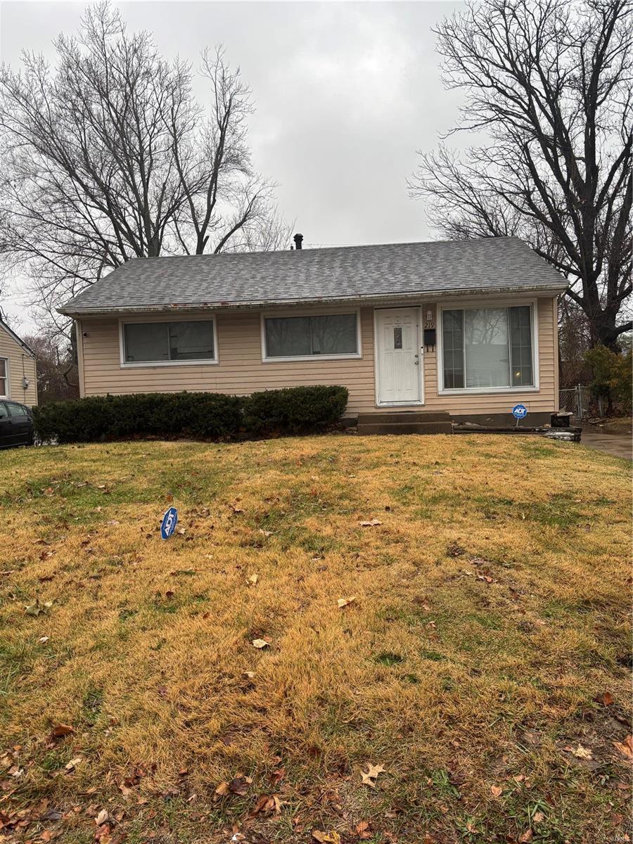 219 Presley Drive Property Photo 1