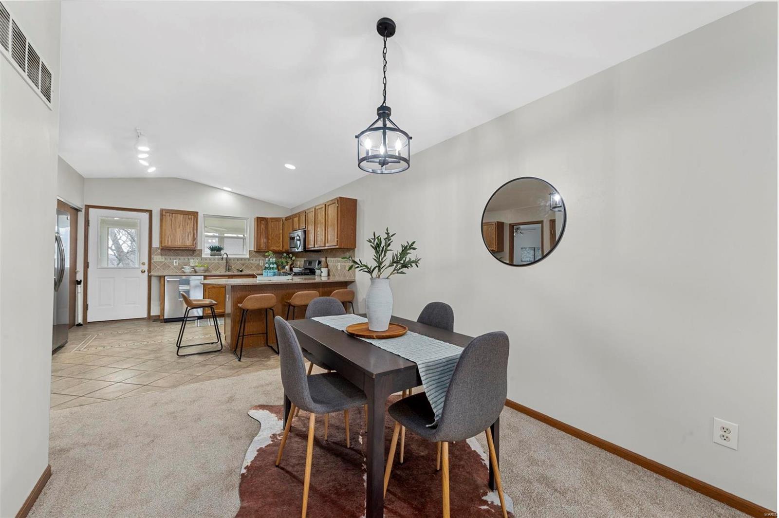 2139 Berrywood Court Property Photo 6