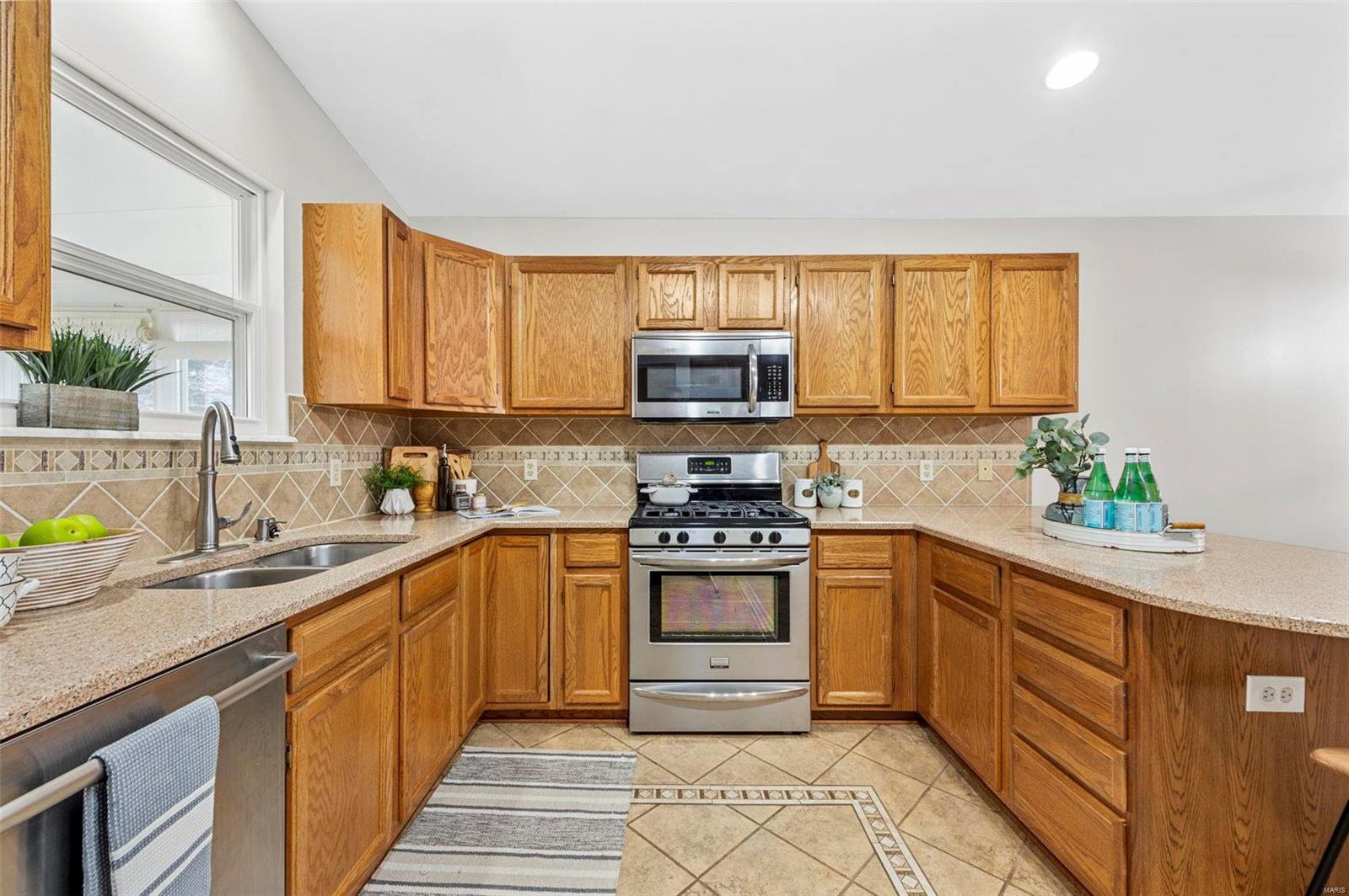 2139 Berrywood Court Property Photo 9