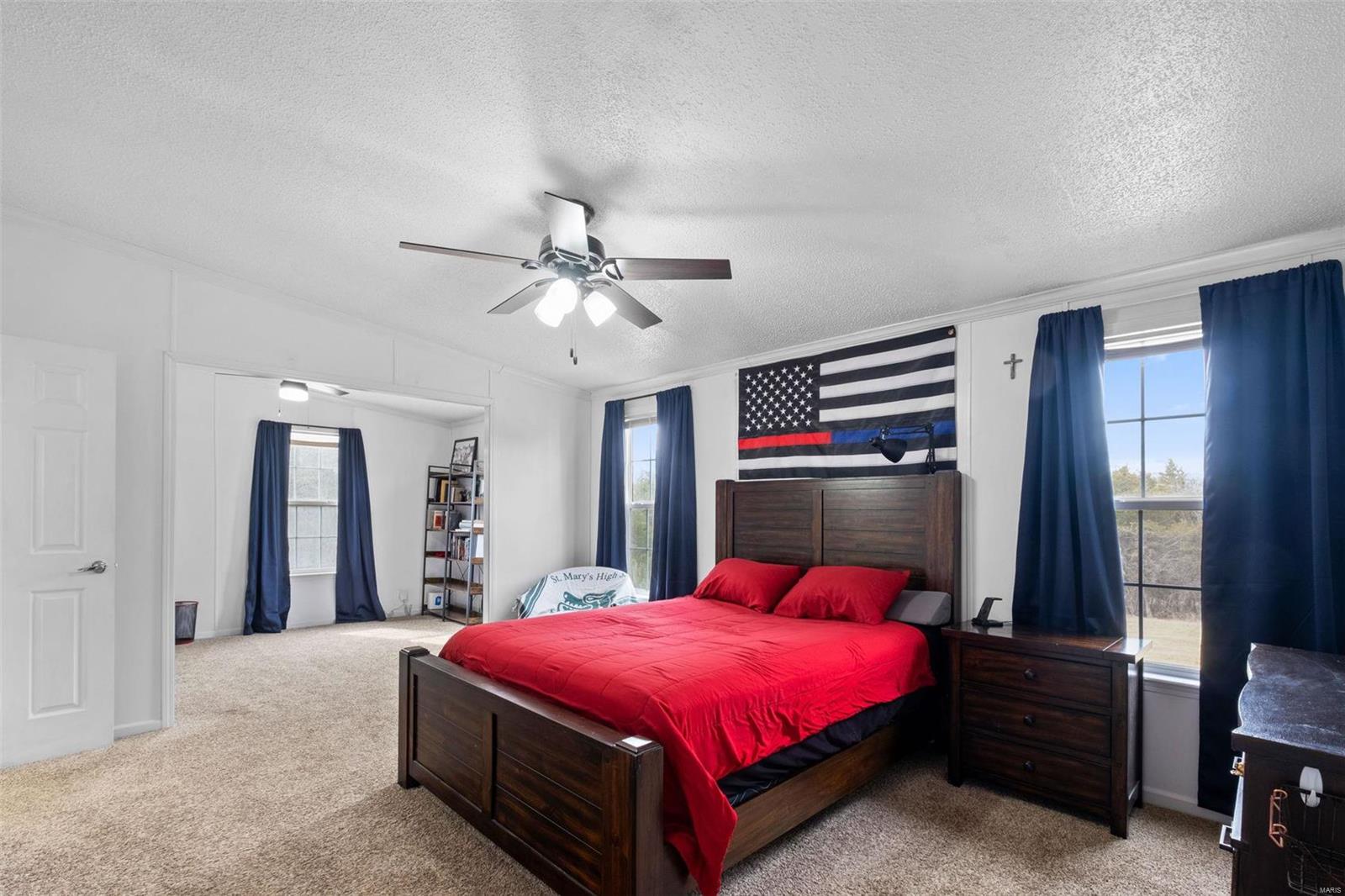 4029 E Shore Drive Property Photo 6