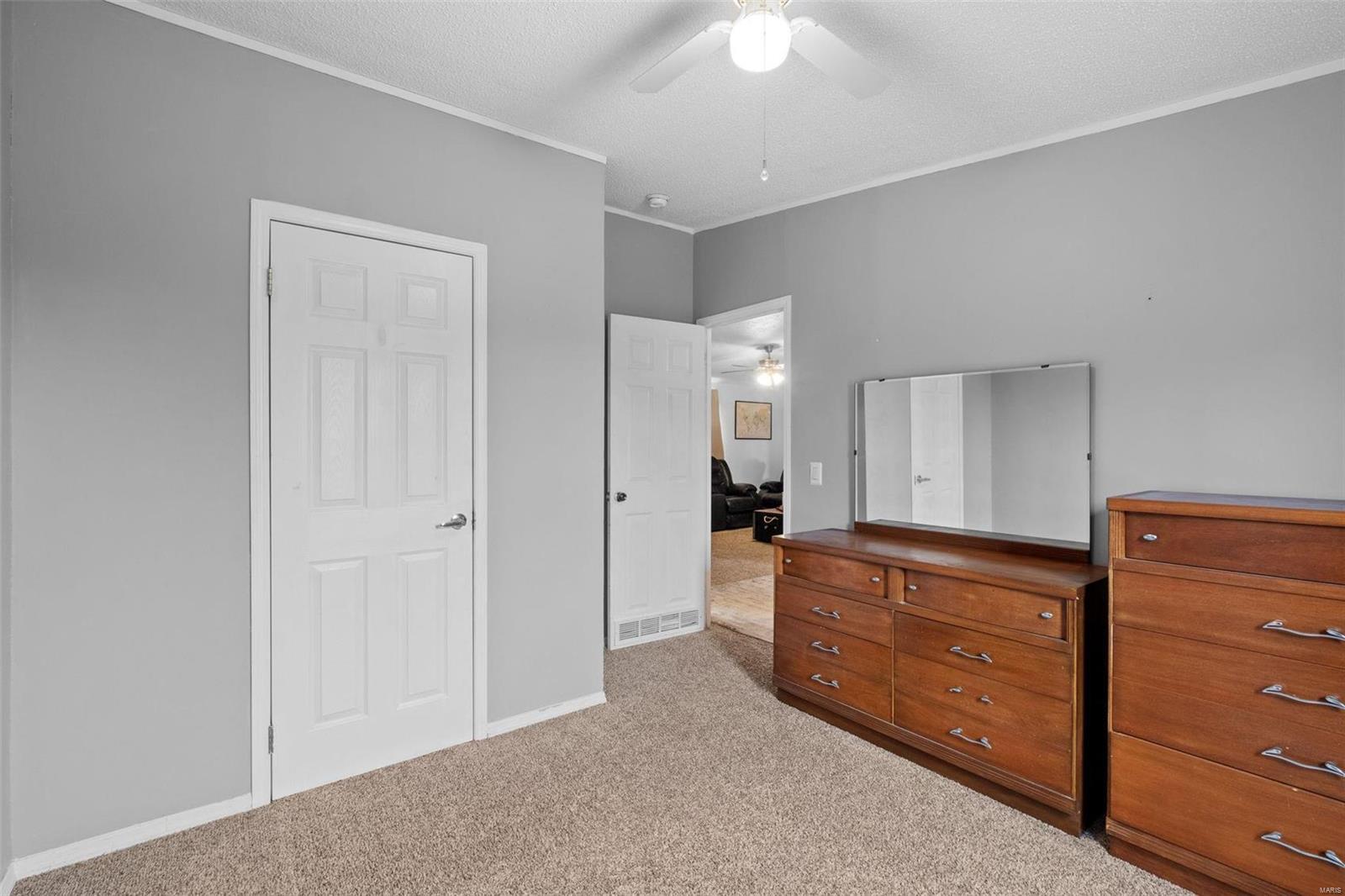 4029 E Shore Drive Property Photo 27