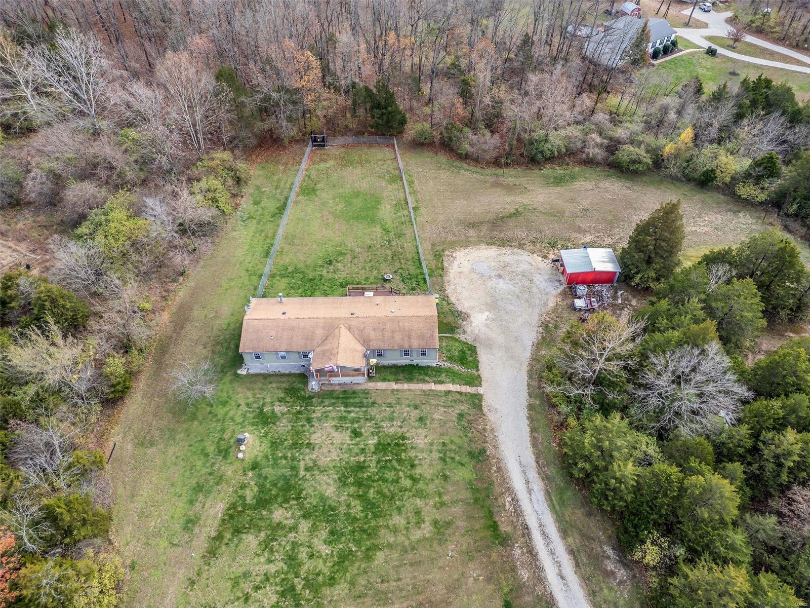 4029 E Shore Drive Property Photo 43