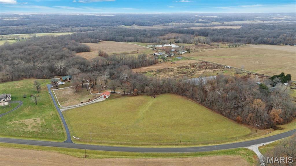 7467 Walshville Trail Property Photo 46