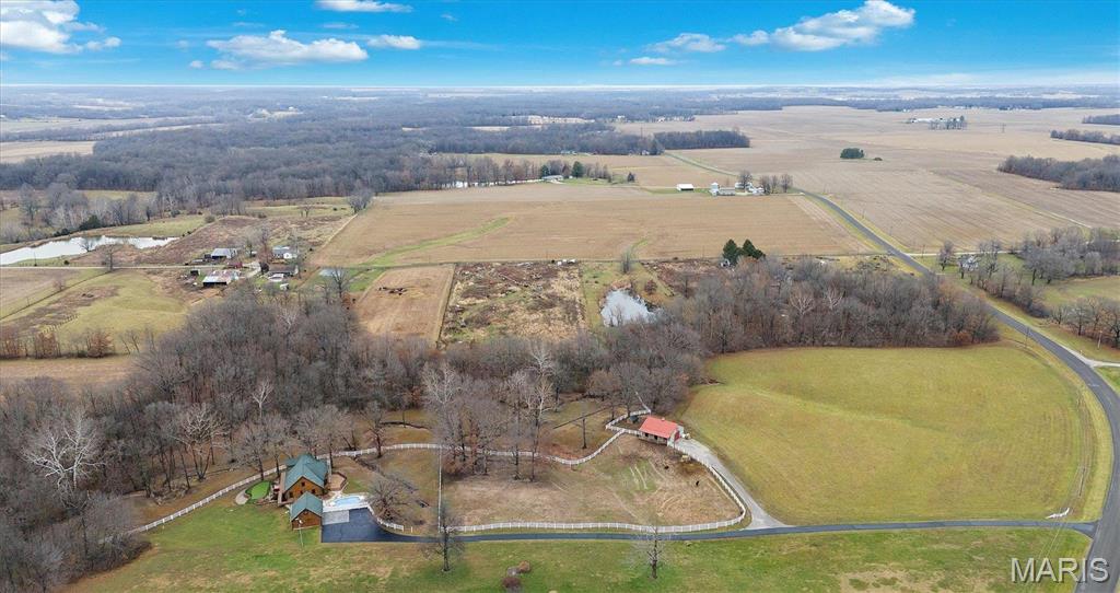 7467 Walshville Trail Property Photo 47