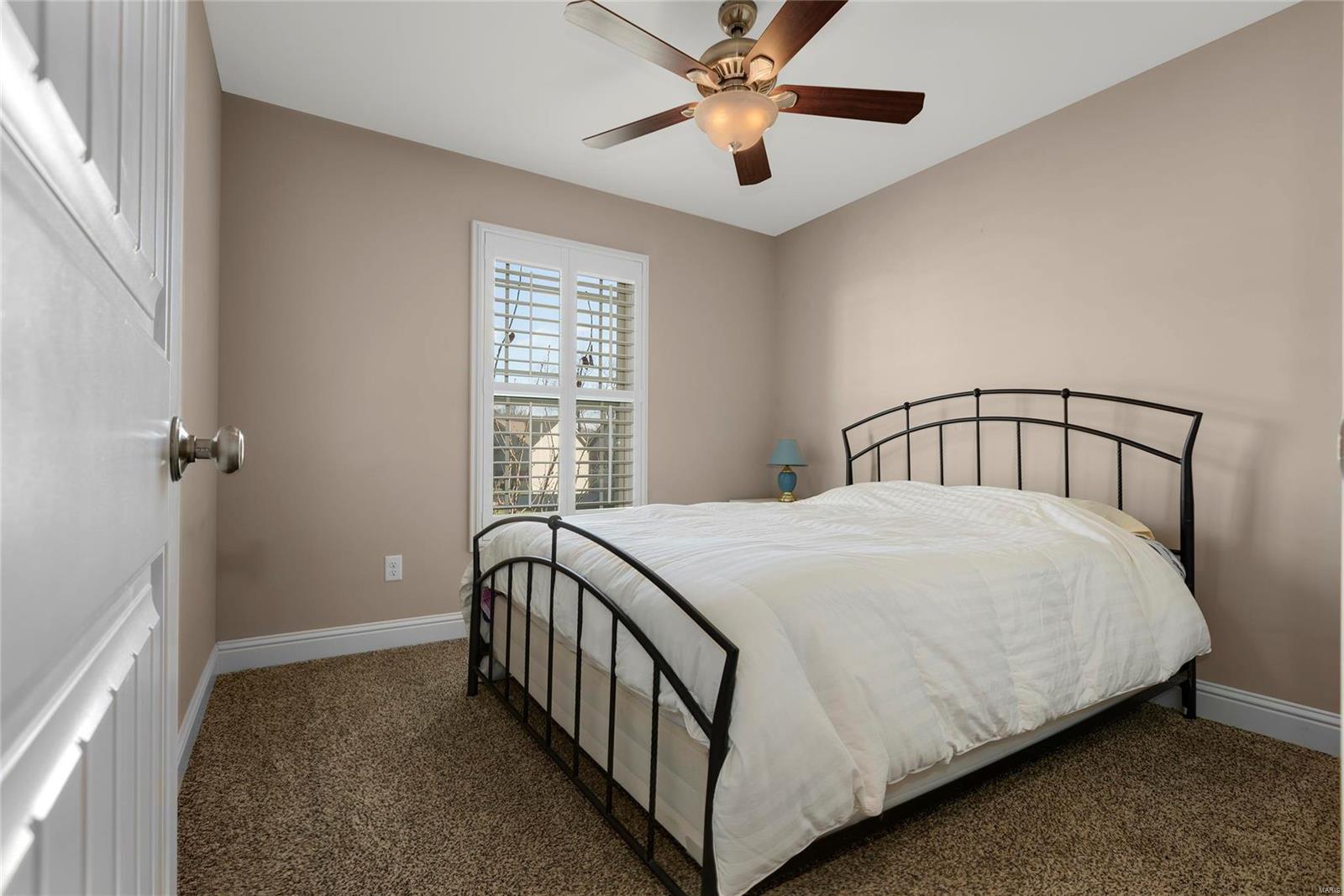 643 Crestfall Drive Property Photo 12